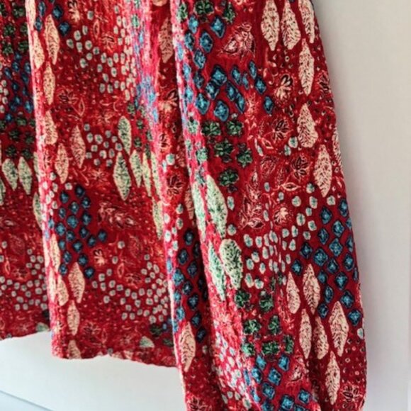 Loft Blouse M Red White Blue Long Sleeve Geometric Tie Neck Ruffle Boho Career - Picture 4 of 8